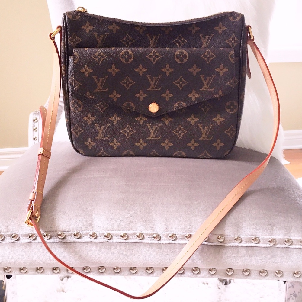 LV shoulder / crossbody bag